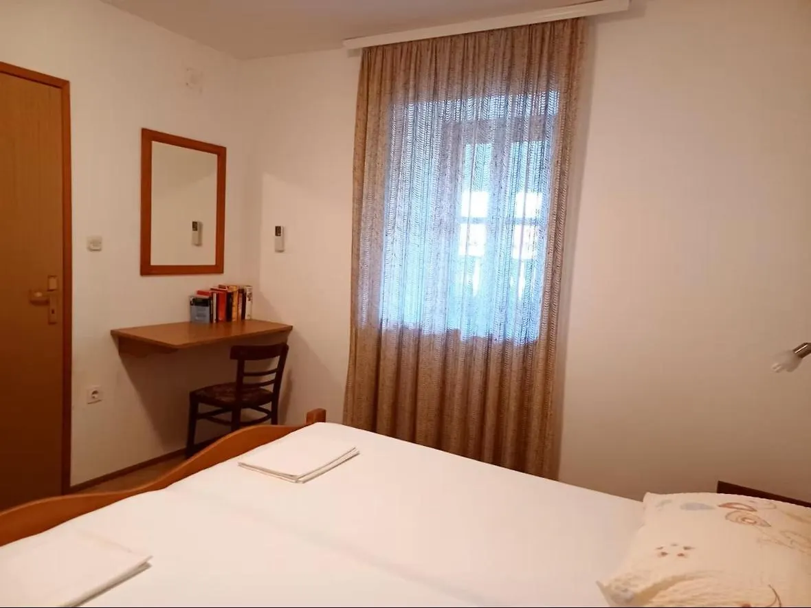 Apartment Apartmani Spiaza Susak Croatia